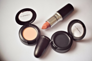 25% Off on All Mac Products Till October 7